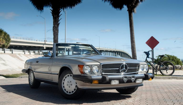 1986_mercedes-benz_560sl_DSC07837-copy-72460-scaled