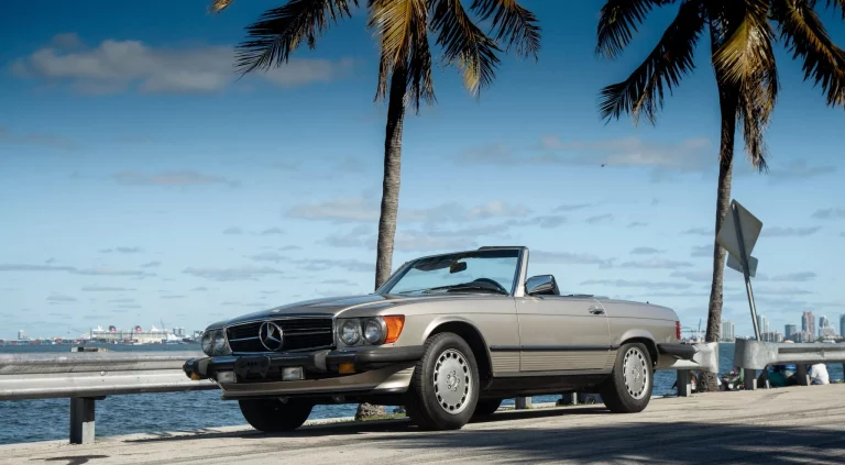 1986_mercedes-benz_560sl_DSC07887-copy-72389-scaled