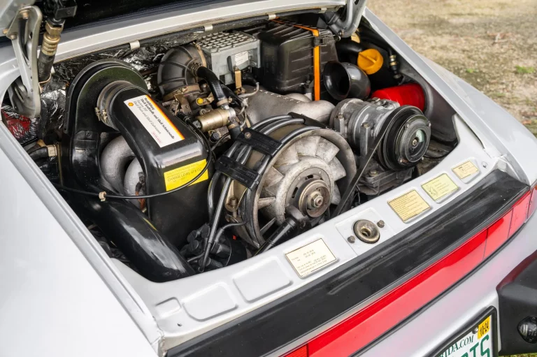1987_porsche_911-carrera-cabriolet_1987_porsche_911-carrera-cabriolet_242046c7-ce01-4d65-966d-81f0f7022529-YkRZ8T-24895-24896-scaled