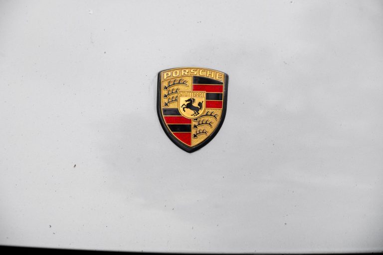 1987_porsche_911-carrera-cabriolet_1987_porsche_911-carrera-cabriolet_cd86b13f-f26f-4ea5-896e-02b530b6dc57-GF5UPJ-24563-24567-scaled