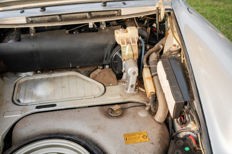 1987_porsche_911-carrera-cabriolet_1987_porsche_911-carrera-cabriolet_f2cc3109-fc5e-4e1f-a87c-3e4f03057088-hbmV5O-24854-24855-scaled