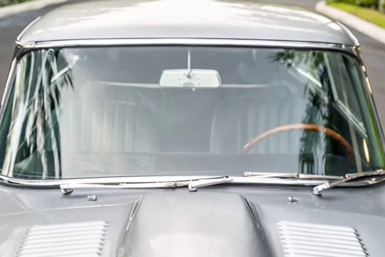 1966_jaguar_xke-22_1966_jaguar_xke-22_12f9f730-e25a-463d-95bf-4093fea86b1d-BcWlS0-35459-35460-scaled