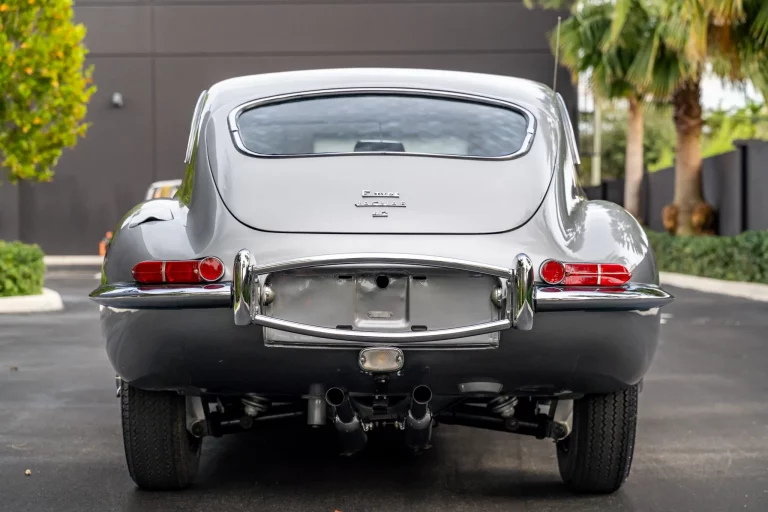 1966_jaguar_xke-22_1966_jaguar_xke-22_866d9397-d7ff-46f8-94e9-a5945e8b3f68-zRAVYZ-35359-35360-scaled