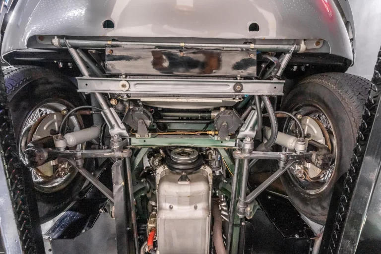 1966_jaguar_xke-22_1966_jaguar_xke-22_b9f6e2bd-3bce-48e2-aec9-f6309f7c2bf8-b3eeao-35879-35880-scaled