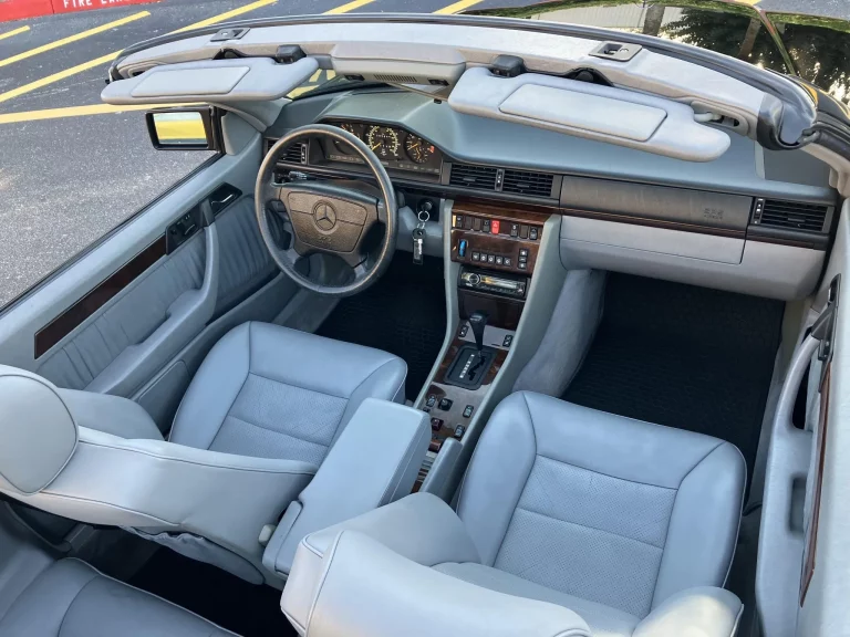 1995_mercedes-benz_e320-convertible_IMG_6181-14624-scaled