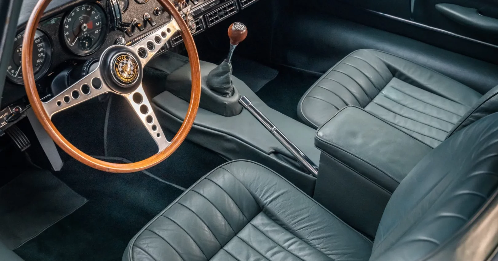 1966_jaguar_xke-22_1966_jaguar_xke-22_e143c0a8-bc8d-4592-850a-2e547bacacad-Wlmgkw-35564-35565-scaled