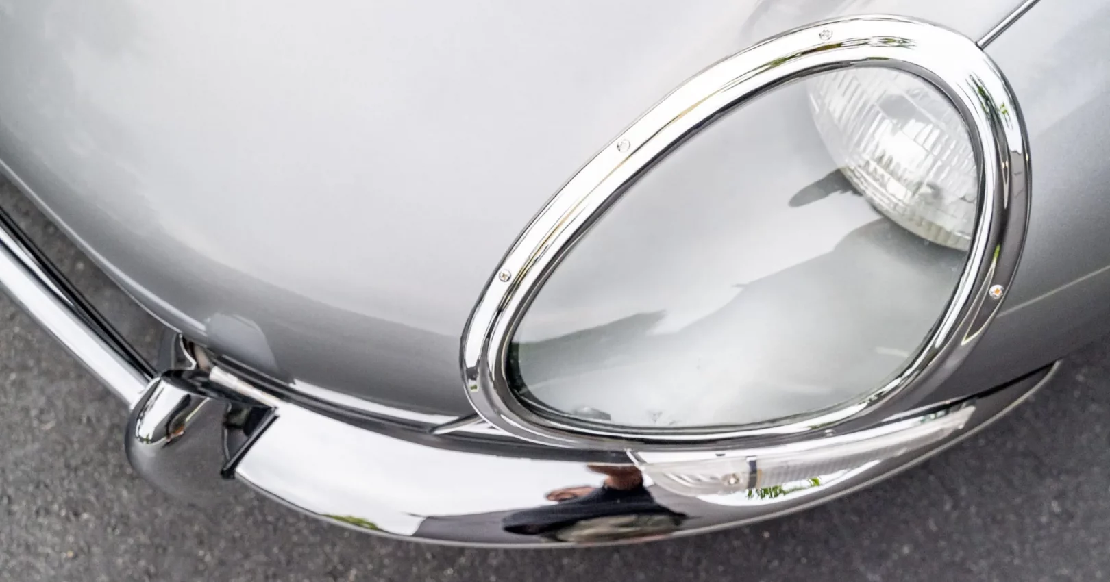 1966_jaguar_xke-22_1966_jaguar_xke-22_e1a74248-3cc8-4770-a5a8-25413f81eff4-UFUFAw-35421-35423-scaled