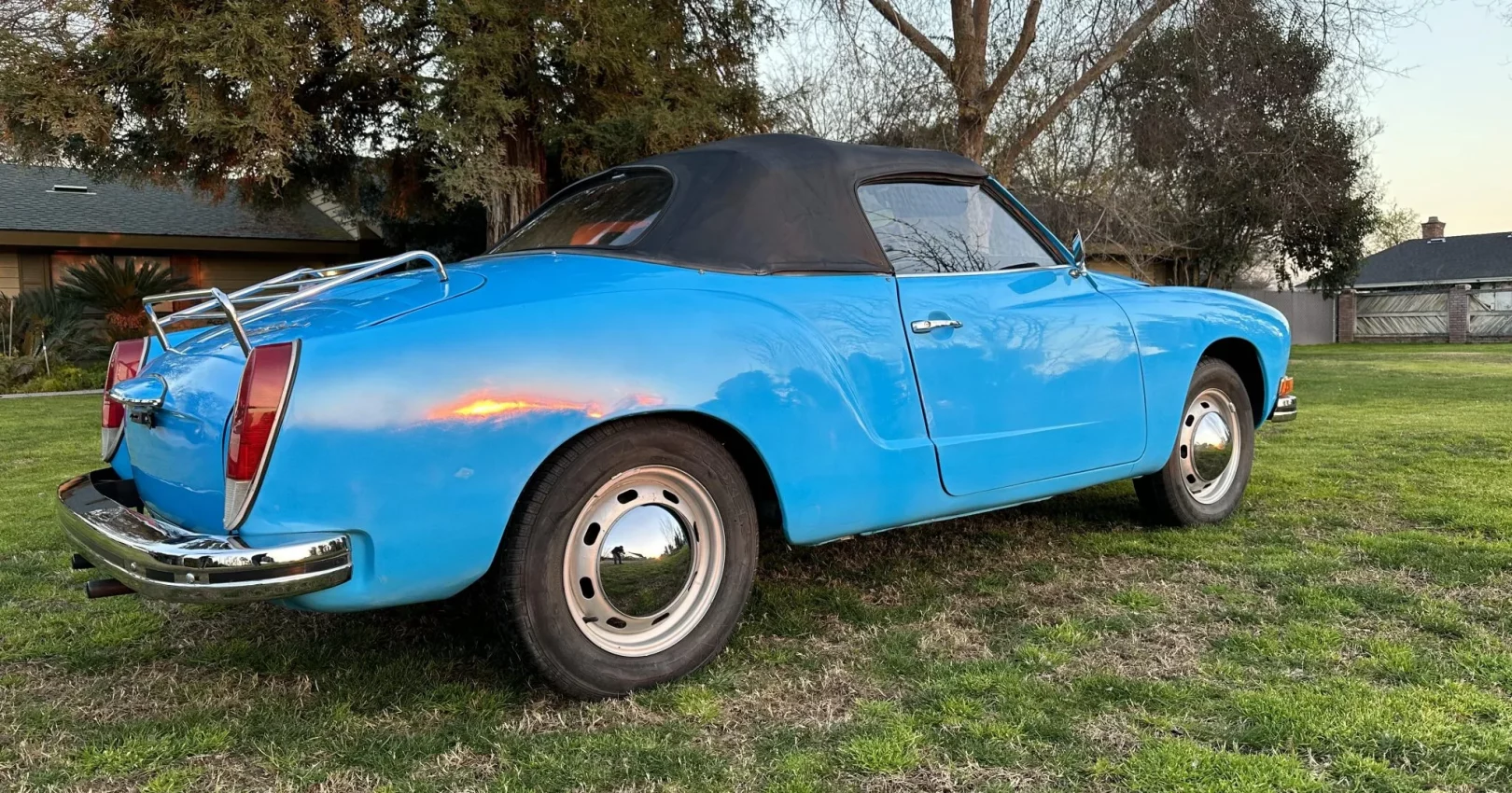 1973_volkswagen_karmann-ghia-convertible_897C0B80-814C-42EE-A31B-30F47F83DC75-65906-scaled