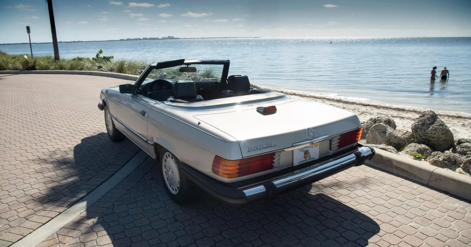 1986_mercedes-benz_560sl_DSC07792-72441-scaled