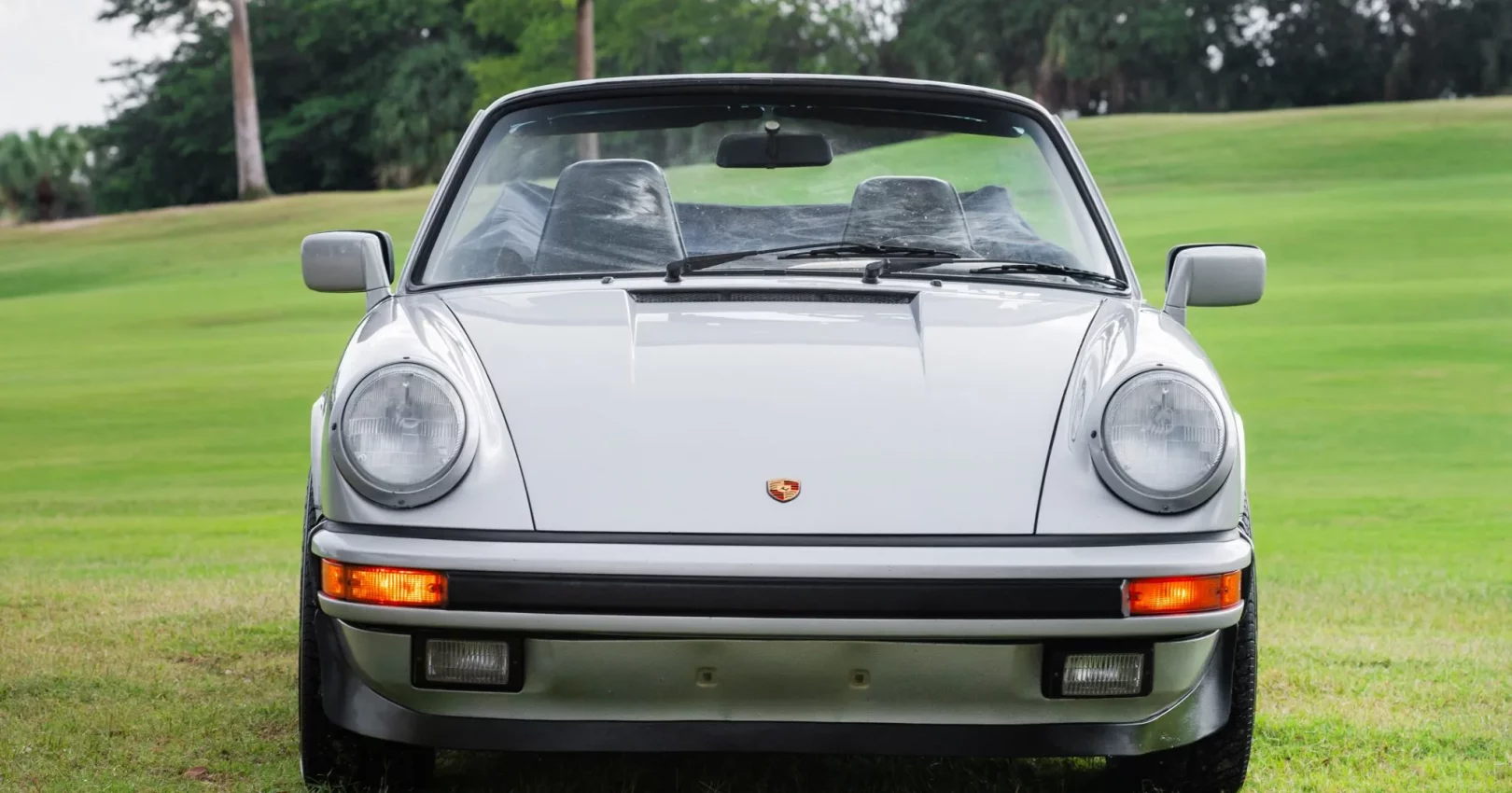 1987_porsche_911-carrera-cabriolet_1987_porsche_911-carrera-cabriolet_c1e713d6-035a-4f52-8f89-bd083fad8d95-uTSimm-24439-24440-scaled