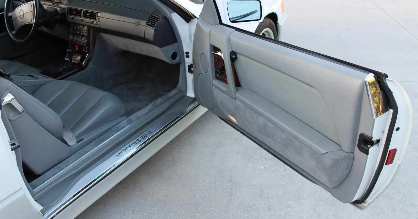 1991_mercedes-benz_500sl_20-25-scaled