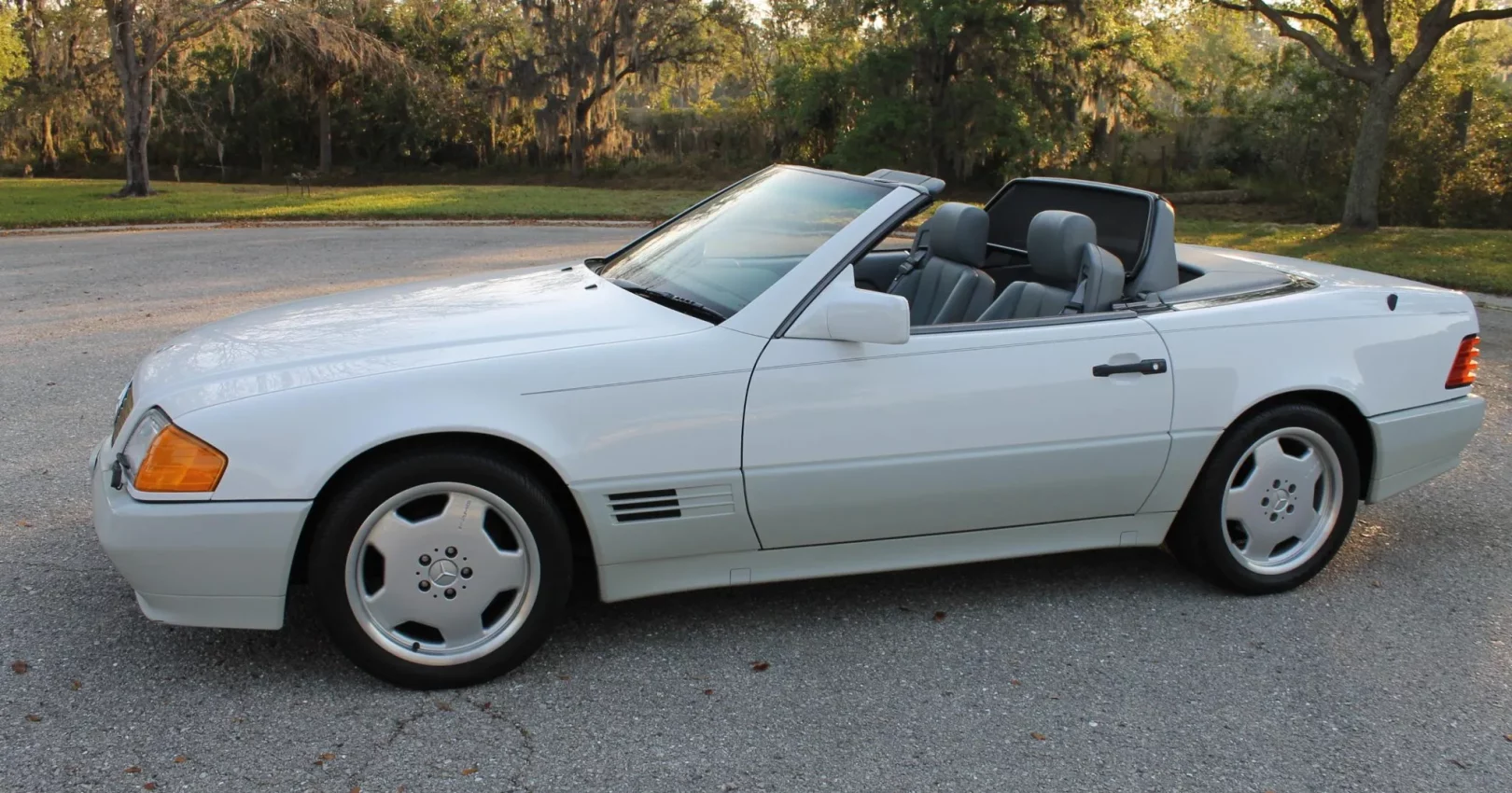 1991_mercedes-benz_500sl_IMG_1596-3-scaled